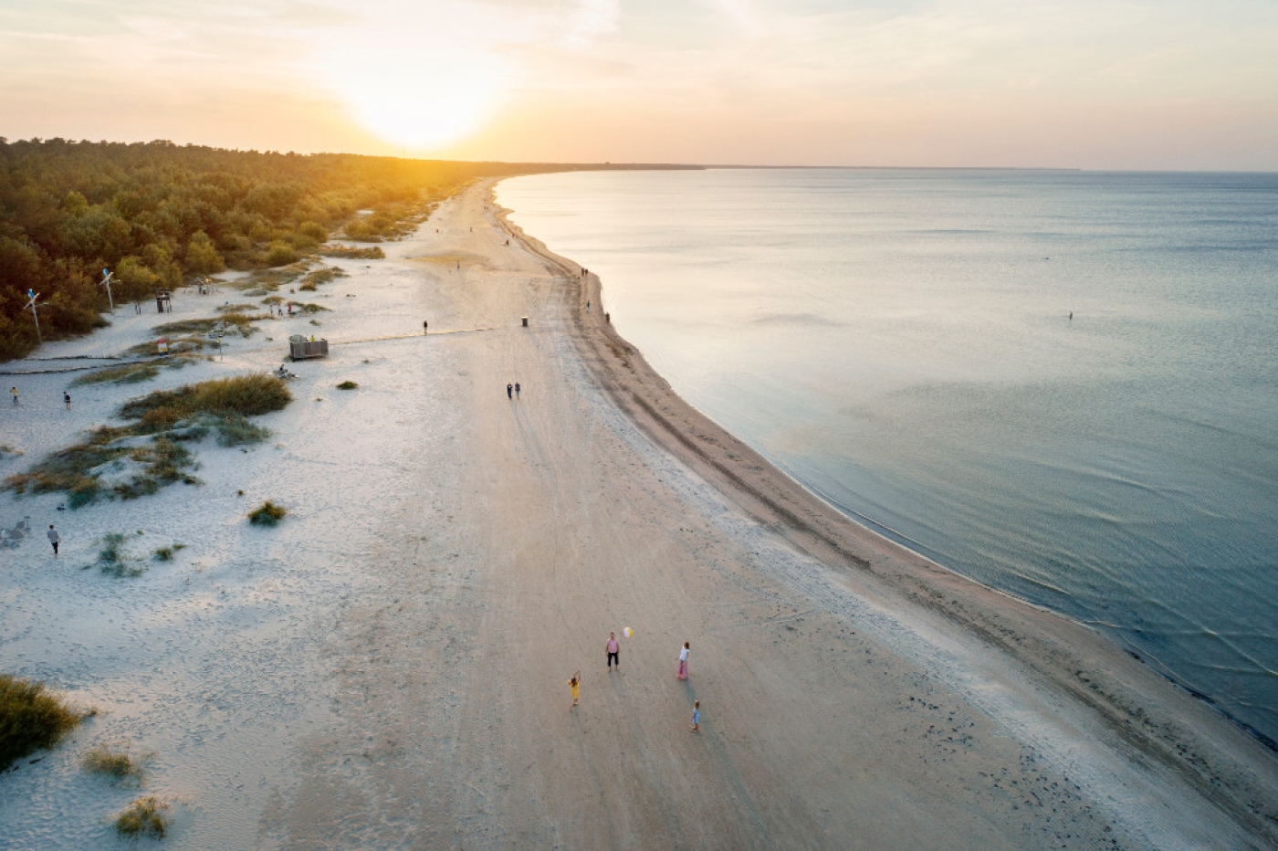 Ērta transfēra biznesa klases automašīnās Lidosta → Jūrmala