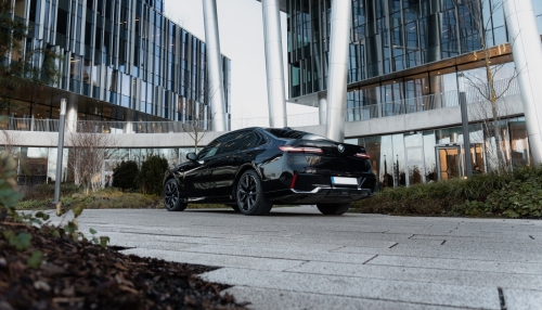 Biznesa klases auto noma Rīgā un visā Latvijā Rīgā